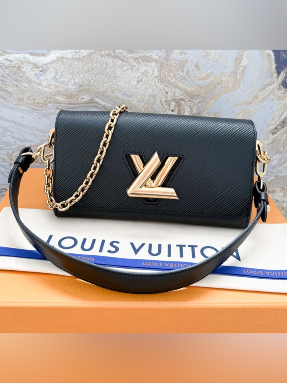 Louis Vuitton Twist West Pochette Black Epi Leather Handbag - Picture 14 of 16